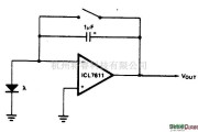 基础电路中的光电流积分器电路