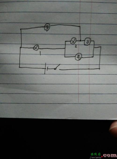 串联灯泡怎么接线示意图-多个灯泡串联接线图  第1张