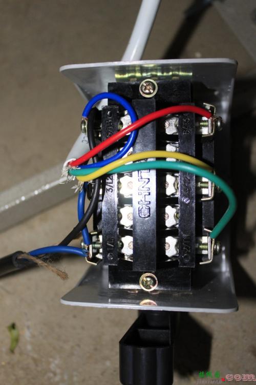 倒顺开关怎么接视频-到顺开关220v接线图  第14张