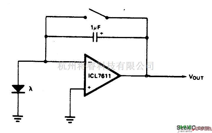 基础电路中的光电流积分器电路  第1张