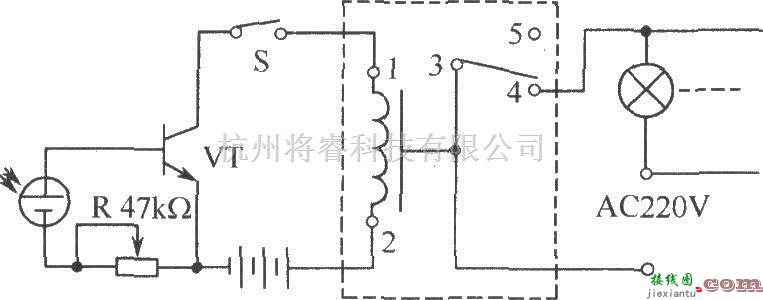 电源电路中的硅光电池组成的太阳能光控开关  第1张